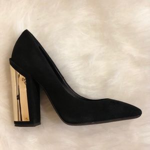 Giambattista Vali Black Pumps
